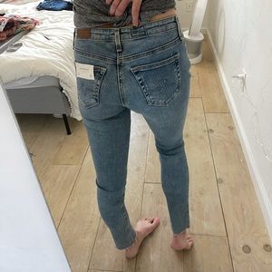 NWT AG LEGGING ANKLE 25